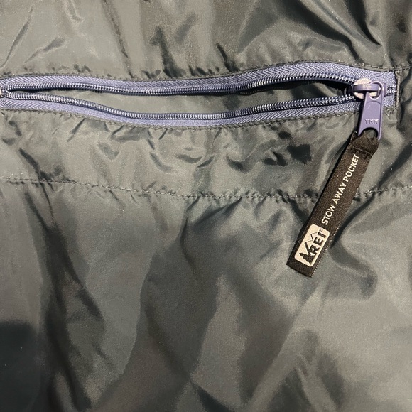 REI Retro Blue Windbreaker Jacket with Water-Resistant Material - Picture 9 of 12